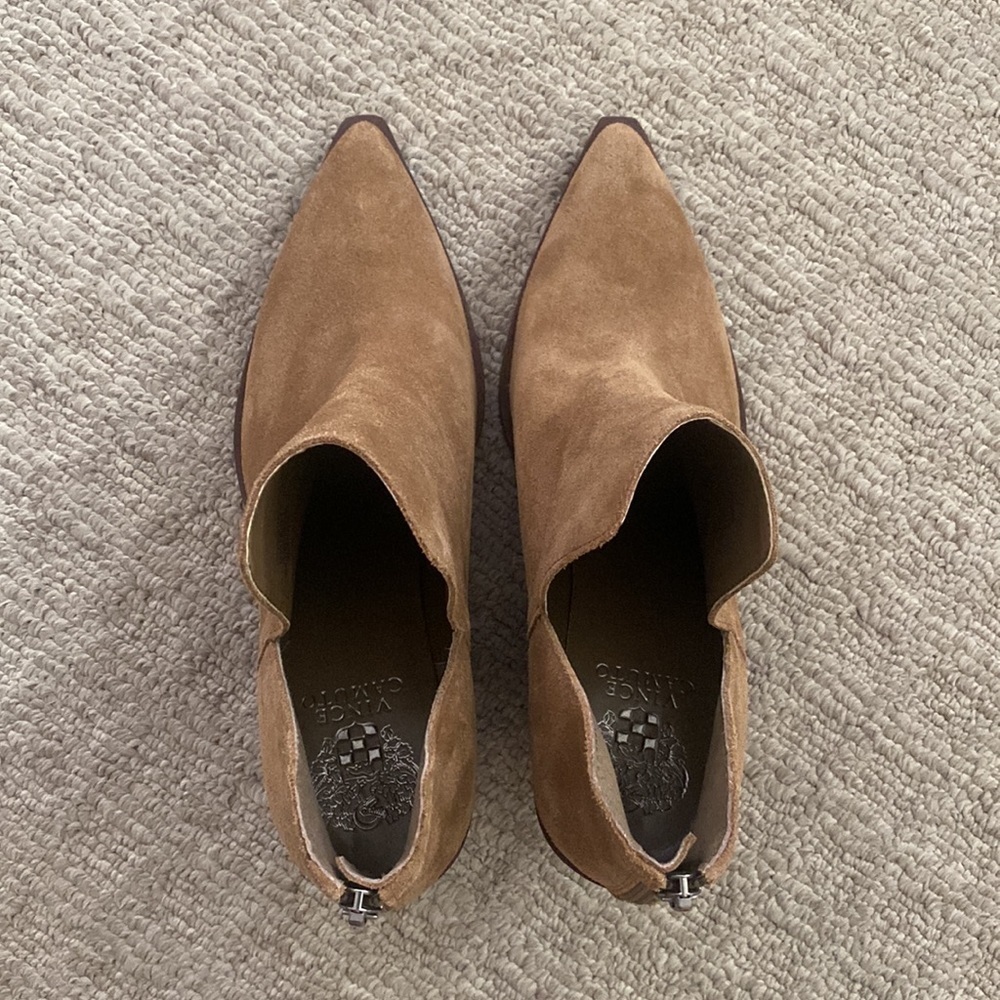 Vince Camuto Gigietta Suede Block Heel Western Cowboy Ankle Boots BrownTan s 9.5 - Picture 7 of 12